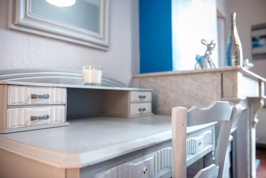 B&B Le Logis Du Mas セット エクステリア 写真